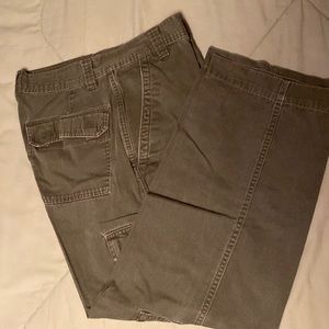 Green cargo pants